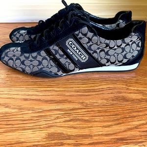 COPY - Coach - New York - Remonna Sneakers. Cute comfortable shoes!